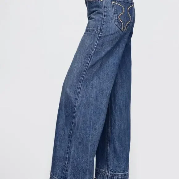 Cult Gaia - Women's Stride Chain Jeans in Size 28/6 - Picture 4 of 9